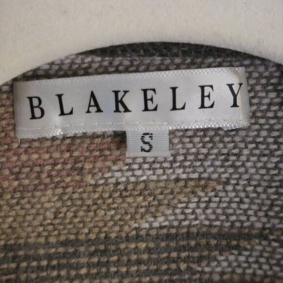 Blakeley At Your Best Charcoal Gray Aztec Shacket Size S - Picture 8 of 9
